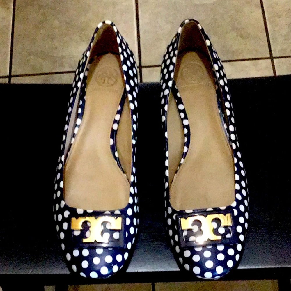 Tory Burch Polka Dot Navy Gold Logo Shoes Size 7 M